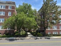 Building Photo - 105 Summer St