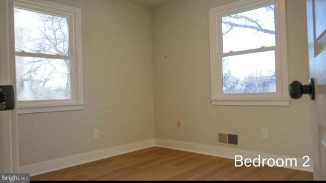 Building Photo - 5114 Montgomery Rd