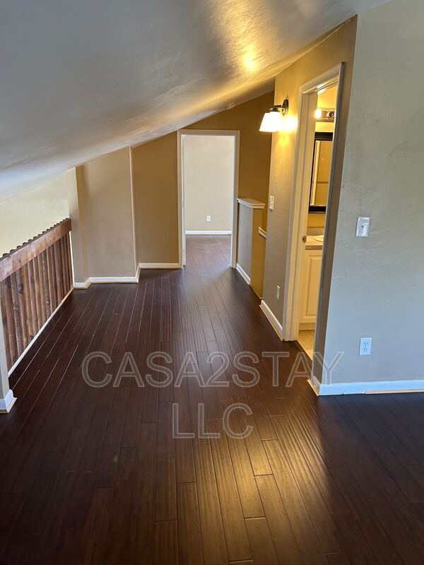 Building Photo - 7551 Carrier Rd