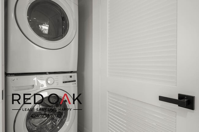 Building Photo - 415 N La Fayette Park Pl