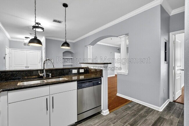 Building Photo - 8290 Gate Pkwy W