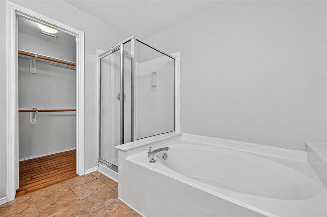 Building Photo - 30 Verbena Bend Pl