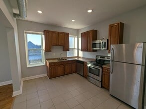 Building Photo - 3911 Castleman Ave