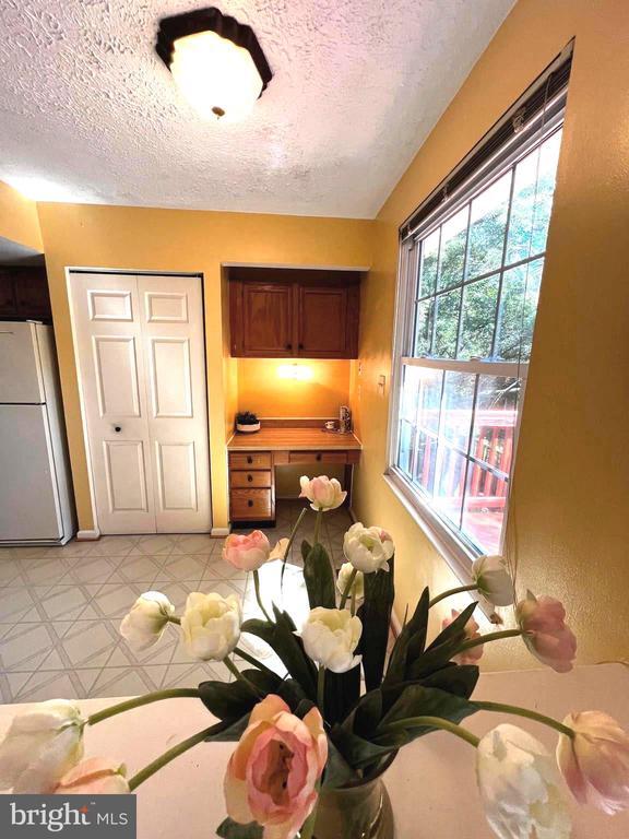 Building Photo - 401 Fleece Flower Dr