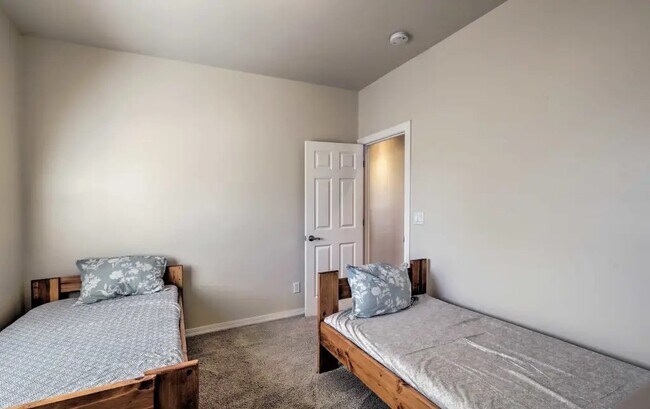 Bedroom 1 - 210 W Cedar Ave