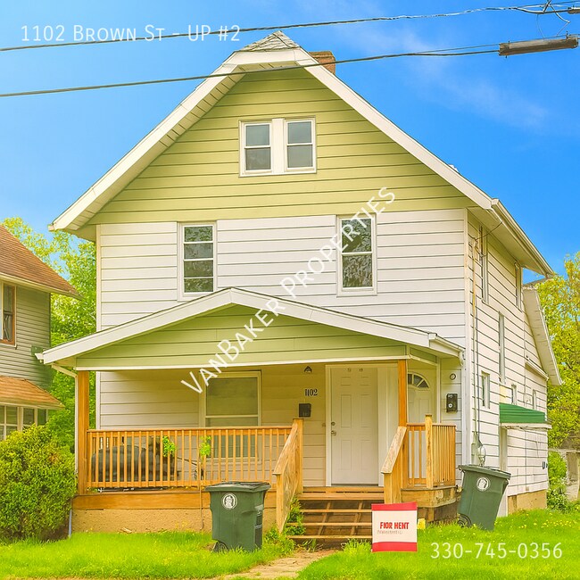 Building Photo - 1102 Brown St