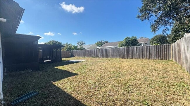 Building Photo - 3145 Munson St