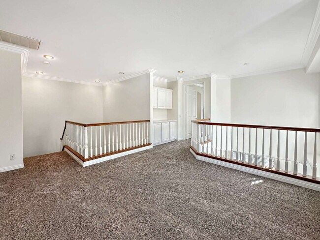 Building Photo - Discover the Essence of Luxury Living in V...