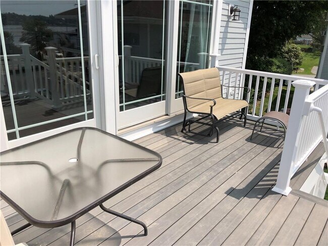 Building Photo - 8 Seascape Ave