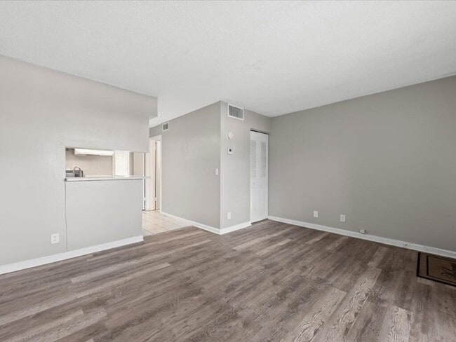 Building Photo - 1500 N Congress Ave