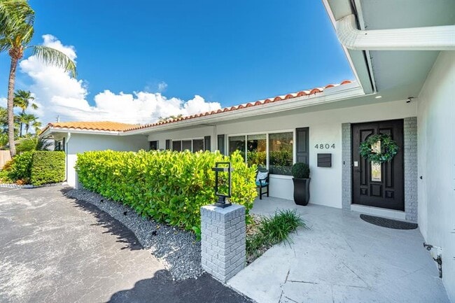 Building Photo - 4804-4806-4806 NE 21st Ave