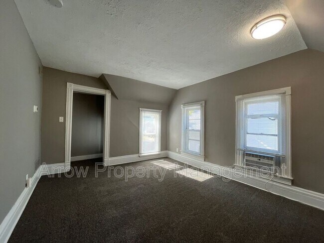 Building Photo - 3424 S Street