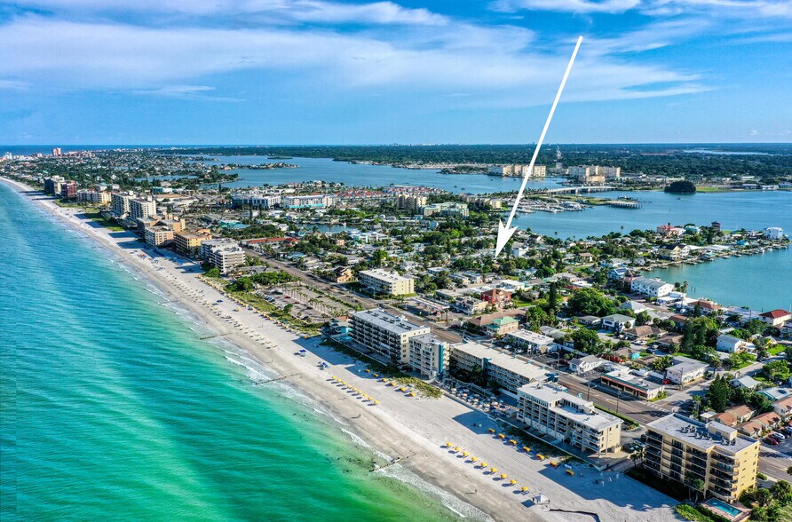 Primary Photo - Park Shore Suites