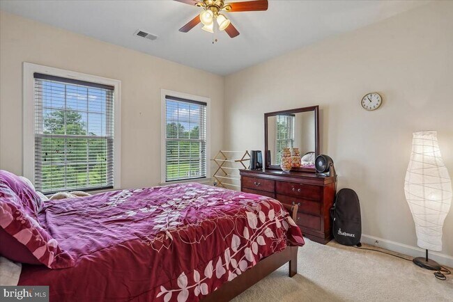Building Photo - 25128 Deerhurst Terrace