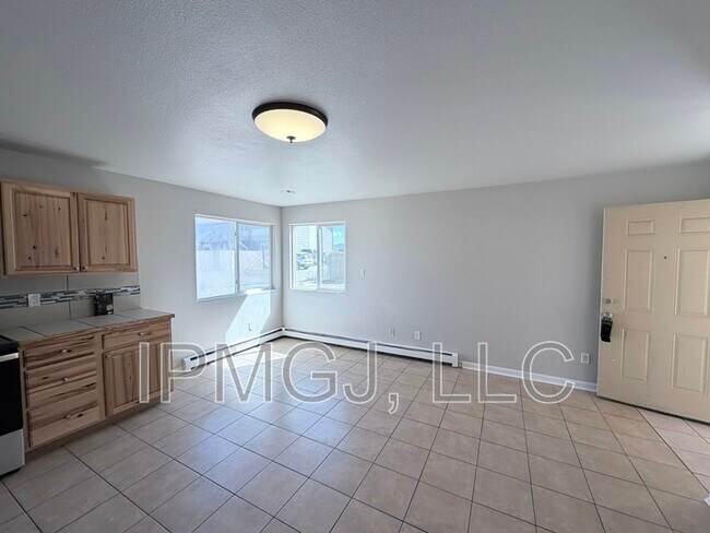 Building Photo - 3246.5 Downey Ct