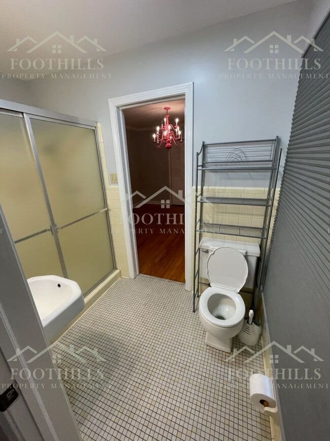 Building Photo - Your Next Home Awaits – 4 Bedrooms, 2.5 Ba...