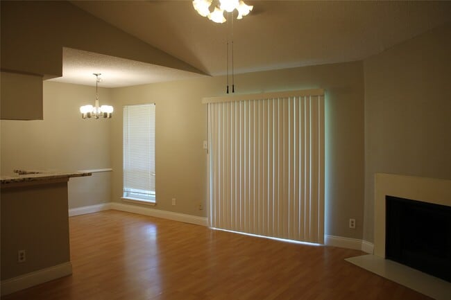 Building Photo - 2120 El Paseo St