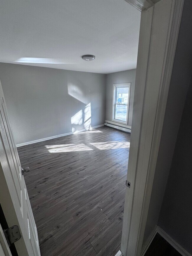 Building Photo - 35 South St