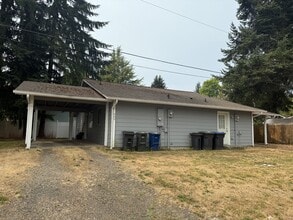 Building Photo - 609 California Ave