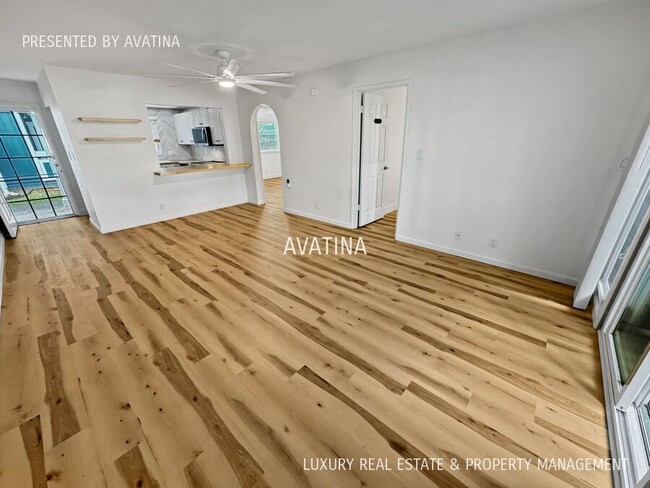 Building Photo - Video! Beautifully Renovated  Kailua Condo!