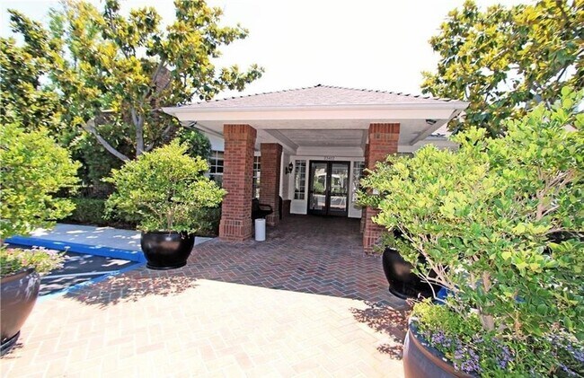 Building Photo - 23412 Pacific Park Dr