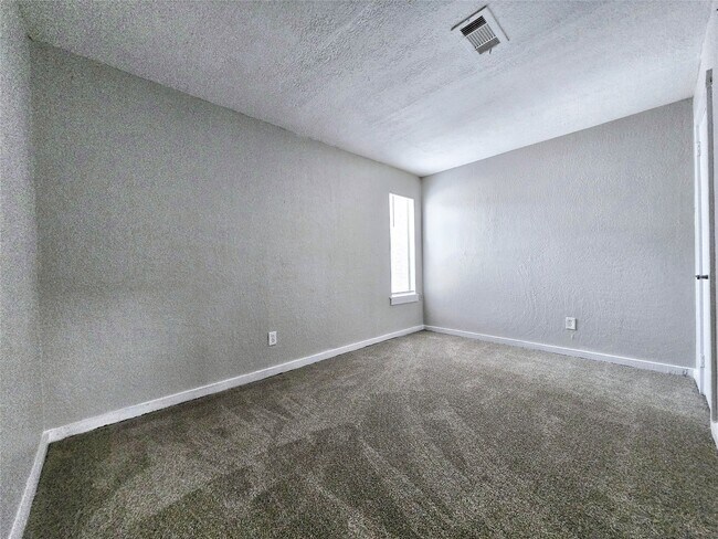 Building Photo - 4429 W Cypress Villas Dr