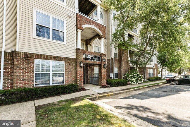 Building Photo - 3021 Nicosh Cir