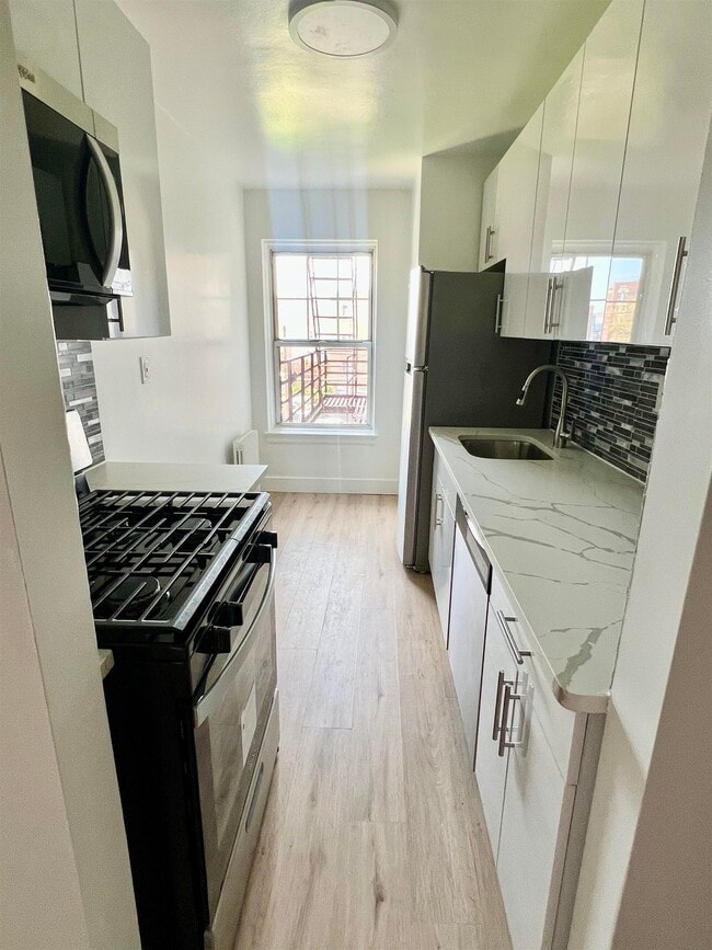 Building Photo - 7300 JFK Blvd E