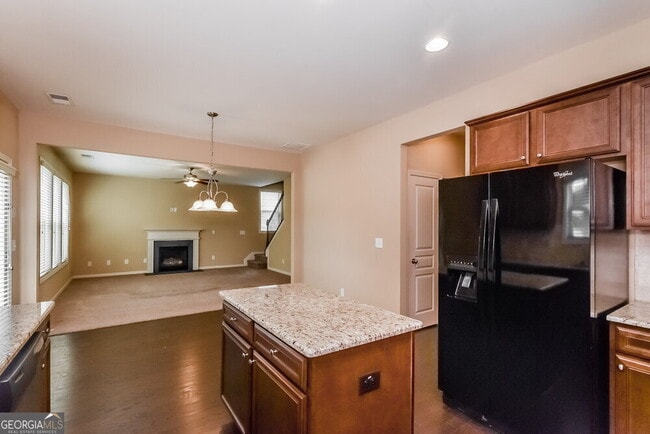 Building Photo - 928 Upland Ives Dr