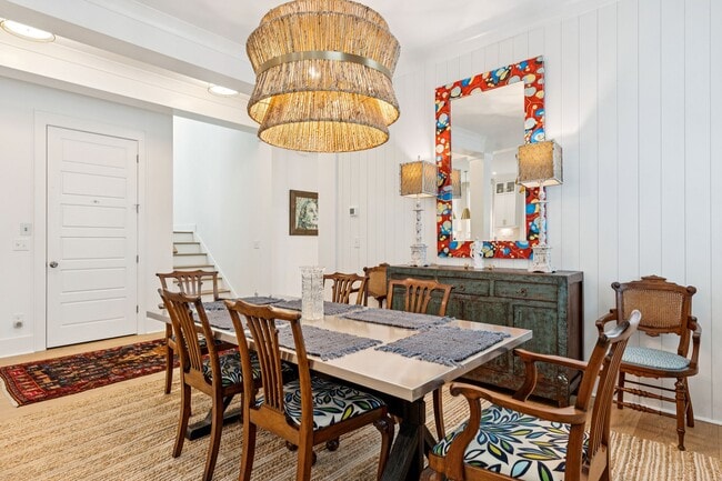 Building Photo - 9013 Stern Aly