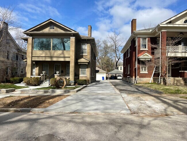 Primary Photo - 227 Sycamore Rd