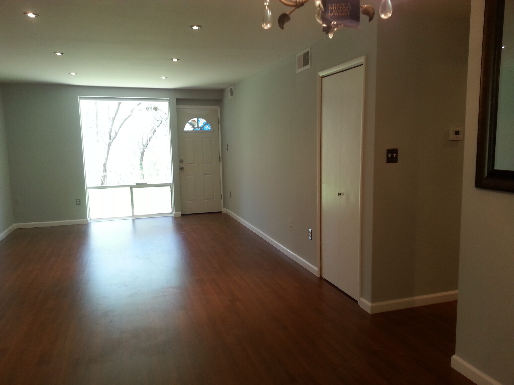 Building Photo - 570 Wilson Bridge Dr