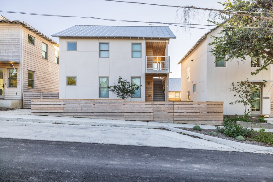 Building Photo - 126 Boston St