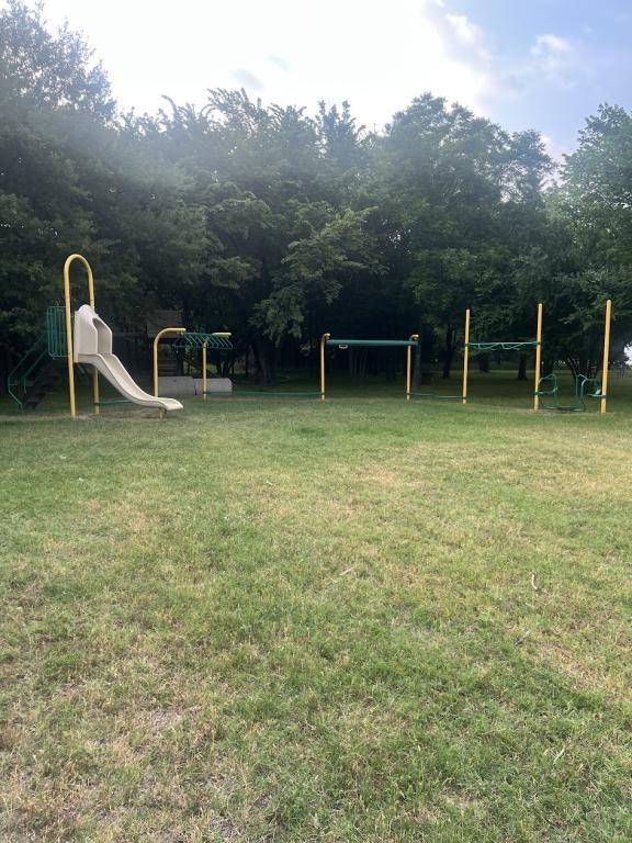 Building Photo - 1741 Bonnie Ct