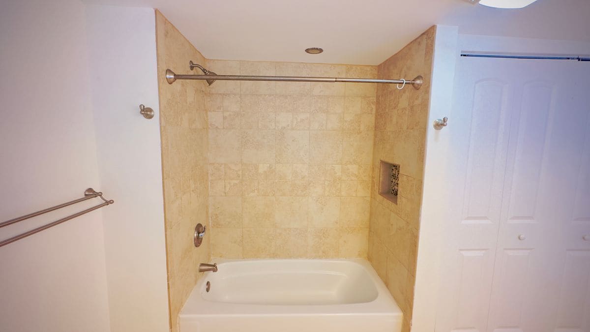 Building Photo - 2234 Fleet St