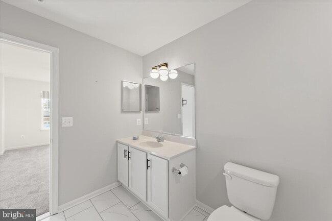 Building Photo - 5559 Trafalgar Cir