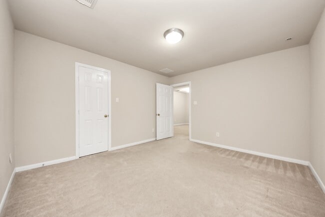 Building Photo - 1251 Glenwood Canyon Ln