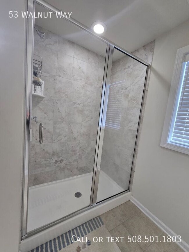 Building Photo - 53 Walnut Way