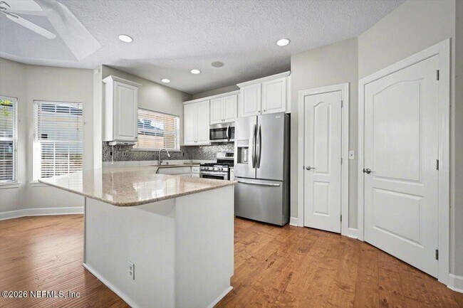 Building Photo - 184 Summerfield Dr