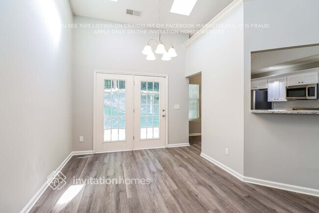 Building Photo - 14736 Sapphire Ln