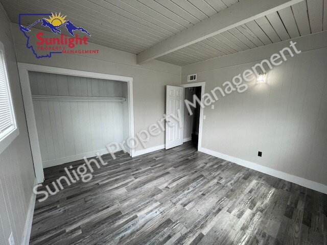 Building Photo - "Charming 2-Bed Oasis in Prime Billings Lo...