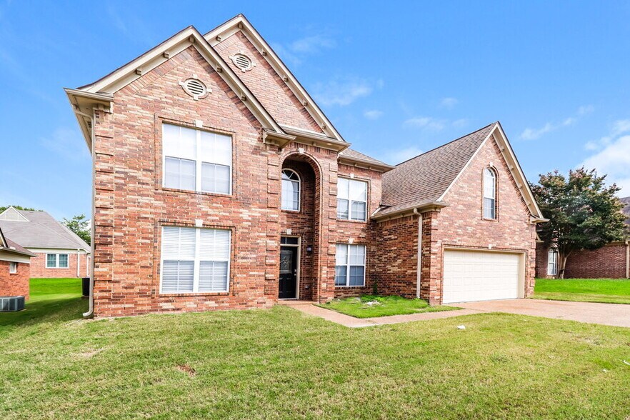 Building Photo - 4572 Tulip Bend Dr