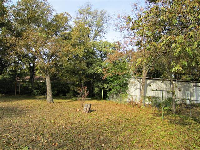 Building Photo - 1420 Knight St