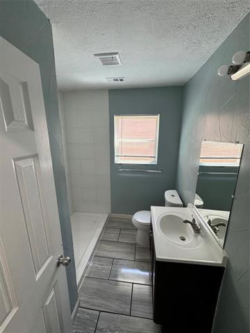 Building Photo - 5000 Jerri Ln