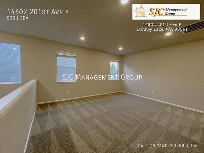 Building Photo - 14602 201st Ave E