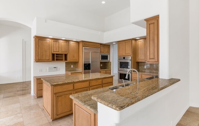 Building Photo - 11139 E Cannon Dr