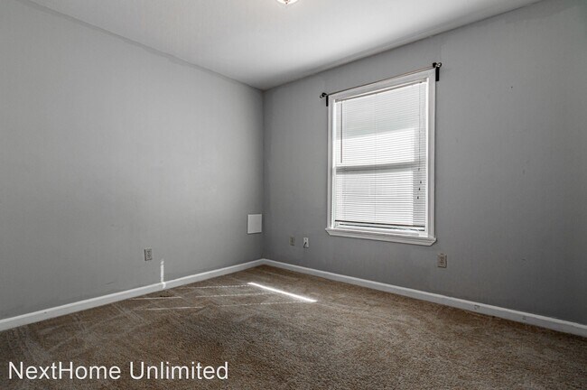 Building Photo - 3 br, 2 bath House - 311 Smith St.