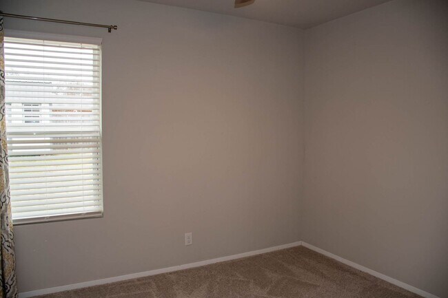 Building Photo - Charming 3-Bedroom, 2-Bath Home in Haskell!