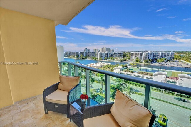 Building Photo - 2501 S Ocean Dr