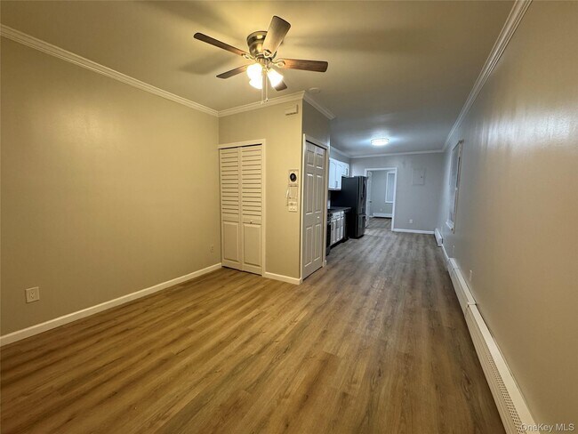 Building Photo - 621 2nd St